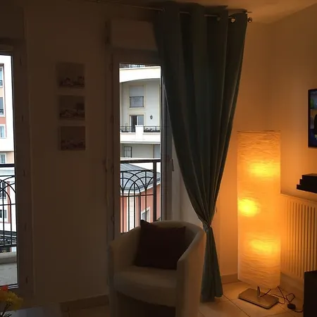 Appartement Studio Zen Chic - La Defense Courbevoie